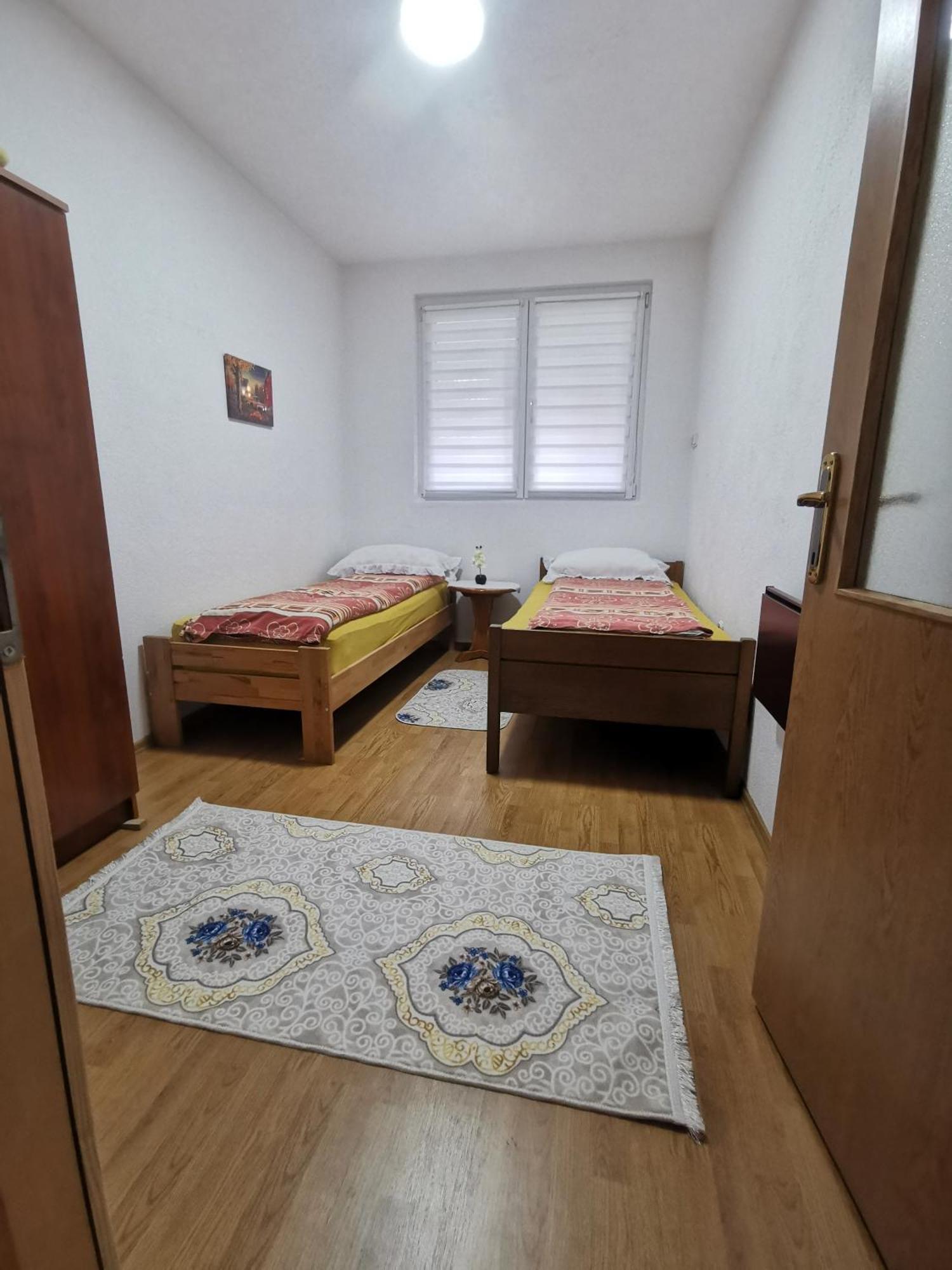 Book A Room Sarajevo, Free Parking & Garden 外观 照片